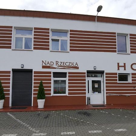 Hotel Nad Rzeczka Torun Bagian luar foto