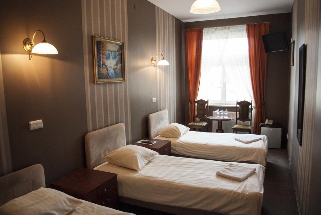 Hotel Nad Rzeczka Torun Ruang foto