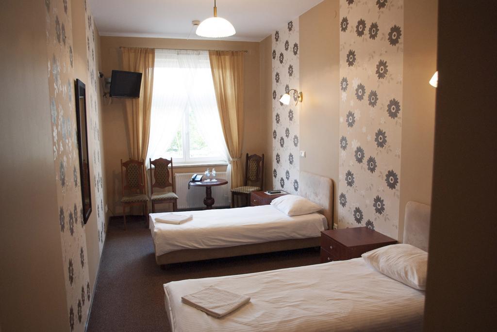 Hotel Nad Rzeczka Torun Ruang foto