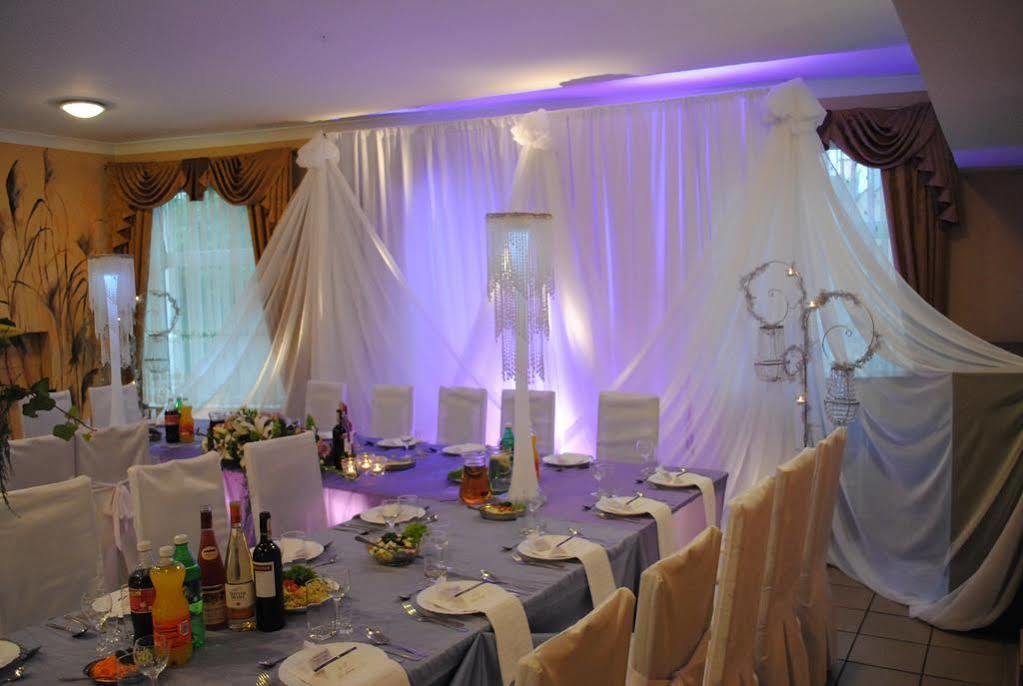 Hotel Nad Rzeczka Torun Bagian luar foto